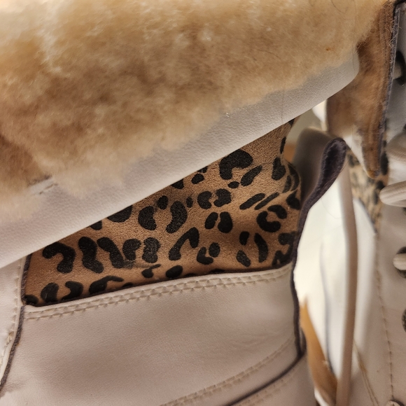 Ugg winter boots - Picture 10 of 13